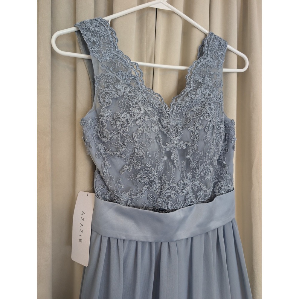 Azazie Blue Sleeveless Lace Chiffon Bridesmaid Dress Size A4